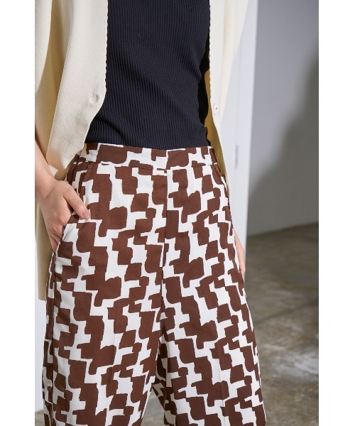 4youstory（フォーユーストーリー）の「【4youstory】幾何学プリントパンツ（スラックス・レディース・ブラック/ブラウン・FREE）」の10枚目の写真