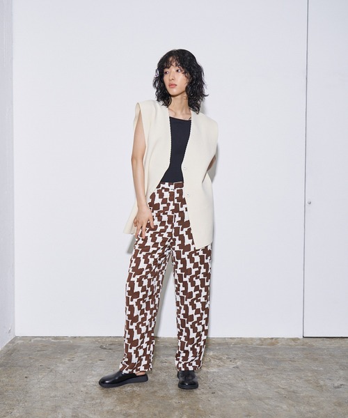 4youstory（フォーユーストーリー）の「【4youstory】幾何学プリントパンツ（スラックス・レディース・ブラック/ブラウン・FREE）」の15枚目の写真