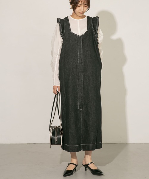 KBF（ケイビーエフ）の「マルチWAYフリルデニムワンピース（ワンピース・レディース・ブラック/ワンウォッシュ・ONE）」の18枚目の写真