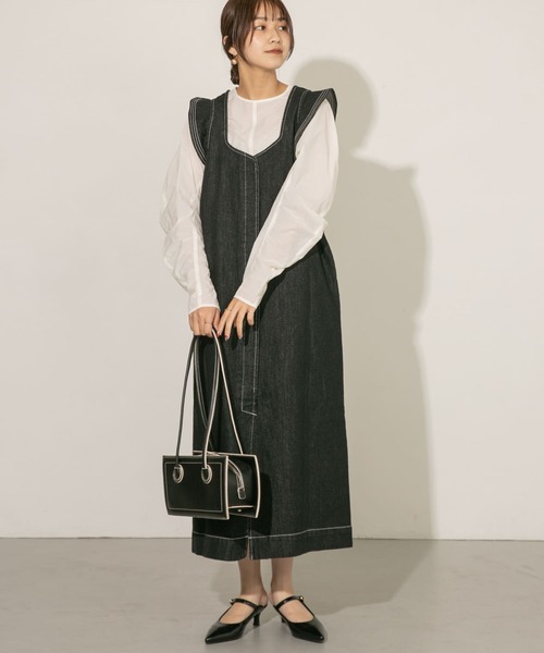 KBF（ケイビーエフ）の「マルチWAYフリルデニムワンピース（ワンピース・レディース・ブラック/ワンウォッシュ・ONE）」の19枚目の写真