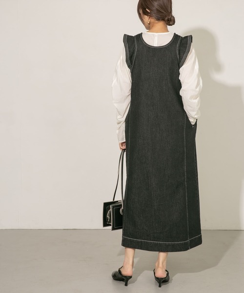 KBF（ケイビーエフ）の「マルチWAYフリルデニムワンピース（ワンピース・レディース・ブラック/ワンウォッシュ・ONE）」の22枚目の写真