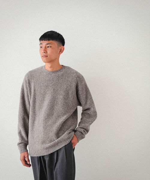 BEAMS(ビームス)の「BEAMS / ブークレ クルーネック ニット(ニット/セーター・メンズ・ブラック/ベージュ/グレー系その他・S/M/L/XL)」の3枚目の写真