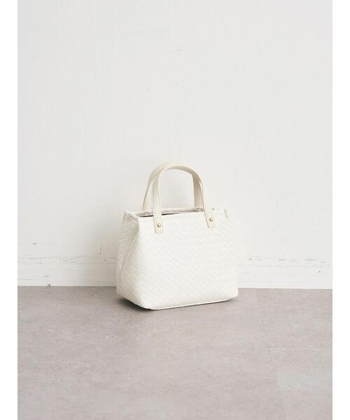 earth music&ecology（アースミュージックアンドエコロジー）の「イントレチャート型押しミニバッグ（トートバッグ・レディース・ホワイト/グリーン/イエロー・FREE）」の5枚目の写真