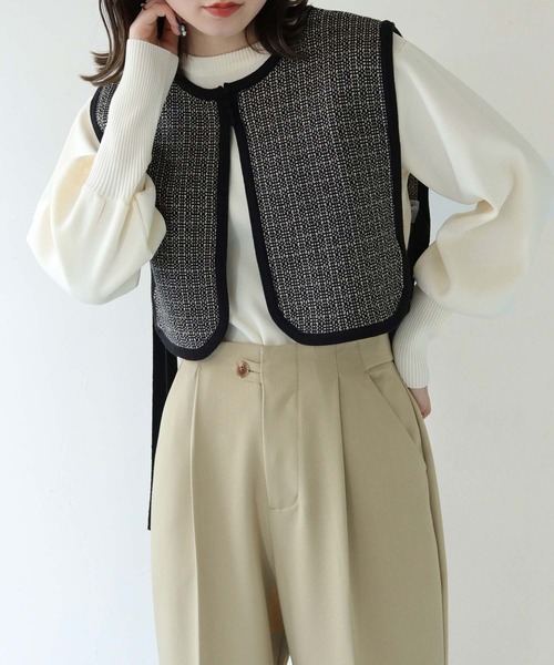 HER CLOSET(ハークローゼット)の「【shemoshelly】ジャガードニットベスト(ベスト・レディース・ブラウン/ブラック/アイボリー・M)」の1枚目の写真