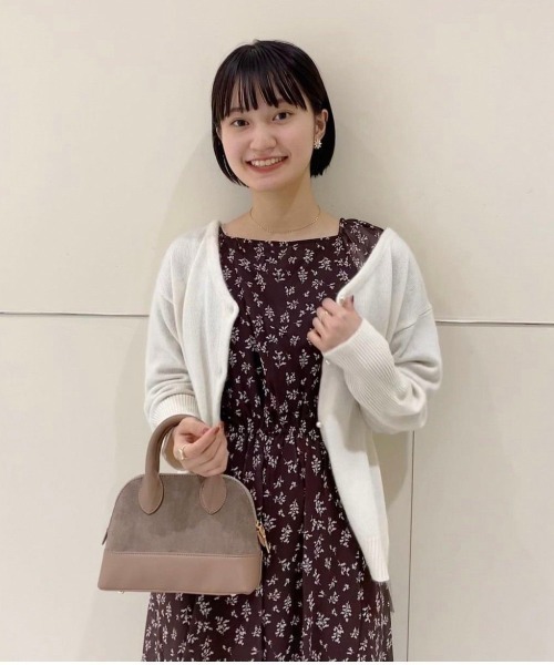 flower（フラワー）の「ニュアンスブルームワンピース（ワンピース・レディース・グリーン/ブラウン・FREE）」の17枚目の写真