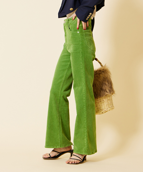 U by SPICK&SPAN(ユーバイスピックアンドスパン)の「【ROLLA’S/ローラス】 EASTCOAST CROP FLARE(その他パンツ・レディース・ライトグリーン・SMALL/X-SMALL/MEDIUM)」の5枚目の写真