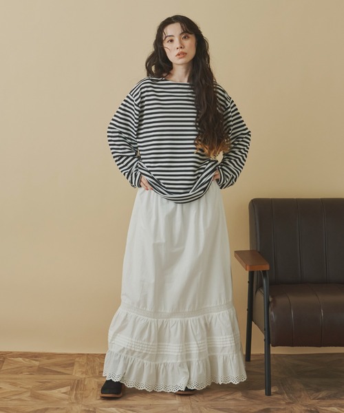 Libra Cue(リブラ キュー)の「"リラックスボーダープルオーバー" こなれ感を演出する絶妙なリラックスシルエット 一枚でもレイヤードでも着たくなる一枚(Tシャツ/カットソー・レディース・ブラック/グレー・FREE)」の4枚目の写真