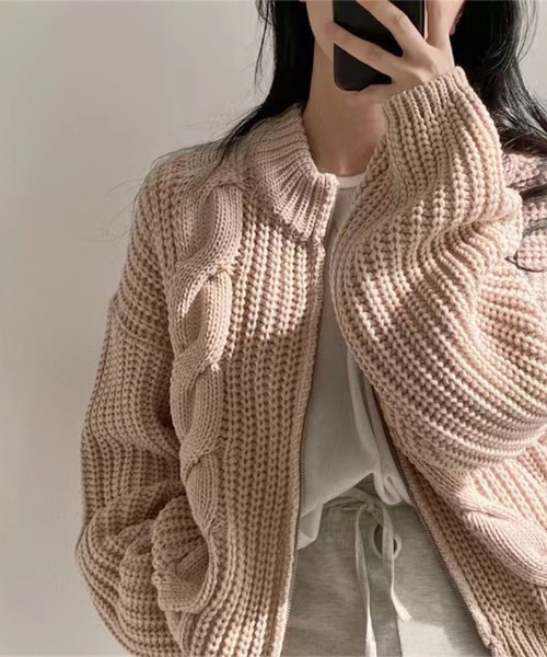 yuue' ( wear )（ユーイ）の「ビッグシルエット ジップアップ ニット カーディガン（ニット/セーター・レディース・ブラック/グレー/ピンク/ベージュ・FREE）」の17枚目の写真