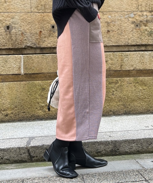 Chez toi（シェトワ）の「スエード×リブ切替バイカラースカート（スカート・レディース・ブラック/カーキ/ピンク/グレイッシュベージュ・FREE）」の13枚目の写真