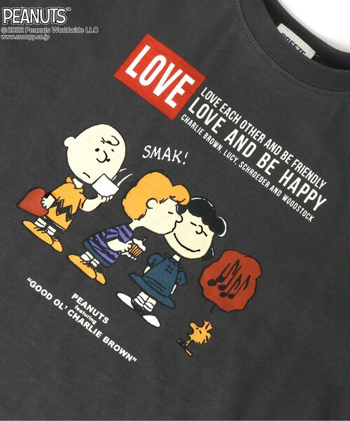 PEANUTS(ピーナッツ)の「PEANUTSコラボ カラフルTシャツ(Tシャツ/カットソー・キッズ・ブルー/グレー/オフホワイト/グリーン/レッド/チャコール/イエロー・80/90/100/110/120)」の18枚目の写真