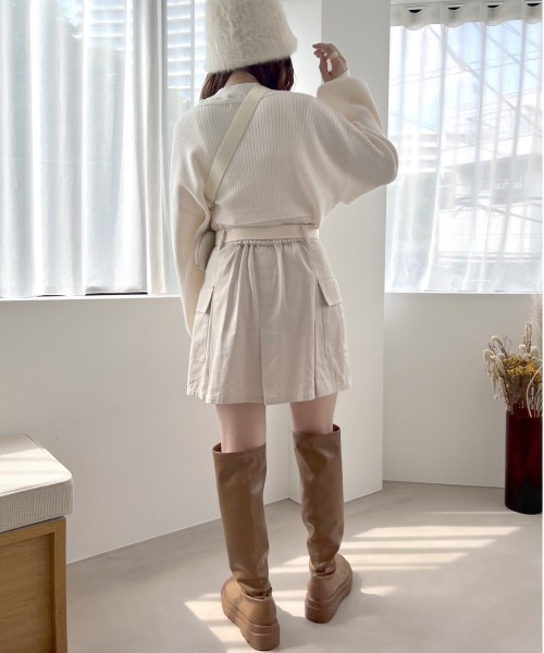 OLIVE des OLIVE（オリーブデオリーブ）の「クロップドトップス×インナー（ニット/セーター・レディース・ブラック/オフホワイト/サックスブルー・FREE）」の7枚目の写真