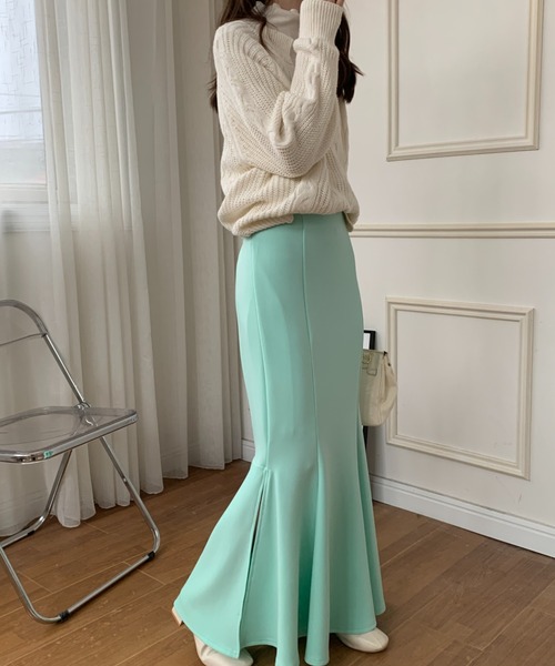 ECLIN(エクラン)の「スリットマーメイドロングスカート(スカート・レディース・ブラック/グレー/ブラウン/ベージュ/グリーン・S/M/L)」の14枚目の写真