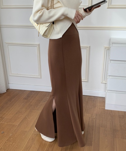 ECLIN(エクラン)の「スリットマーメイドロングスカート(スカート・レディース・ブラック/グレー/ブラウン/ベージュ/グリーン・S/M/L)」の13枚目の写真