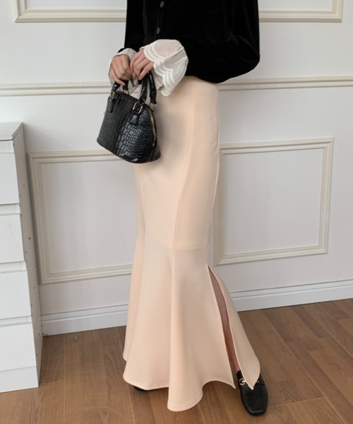 ECLIN(エクラン)の「スリットマーメイドロングスカート(スカート・レディース・ブラック/グレー/ブラウン/ベージュ/グリーン・S/M/L)」の17枚目の写真