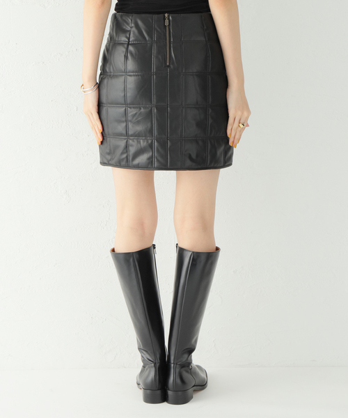 SLOBE citron.（スローブシトロン）の「SLOBE citron.フェイクレザーキルティングミニスカート（スカート・レディース・ブラック・FREE）」の11枚目の写真