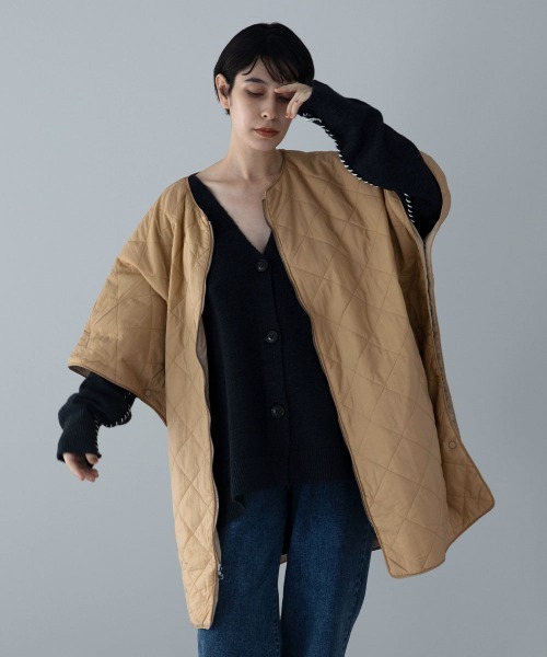 marjour（マージュール）の「PADDING PONCHO（その他アウター・レディース・テラコッタ/ホワイト系/ベージュ・M）」の22枚目の写真