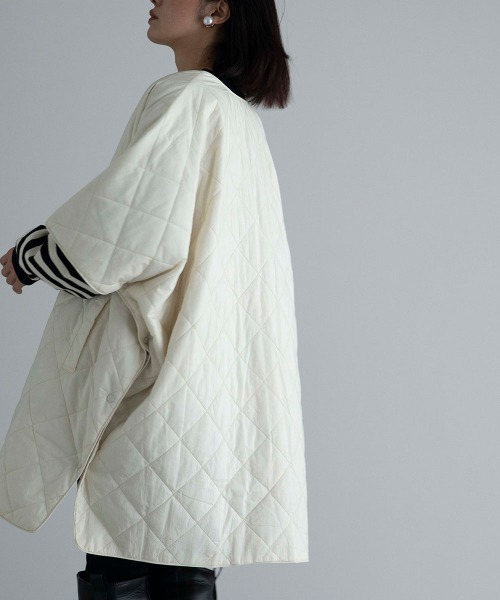 marjour（マージュール）の「PADDING PONCHO（その他アウター・レディース・テラコッタ/ホワイト系/ベージュ・M）」の5枚目の写真