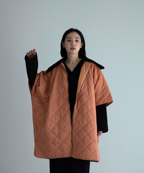 marjour（マージュール）の「PADDING PONCHO（その他アウター・レディース・テラコッタ/ホワイト系/ベージュ・M）」の20枚目の写真
