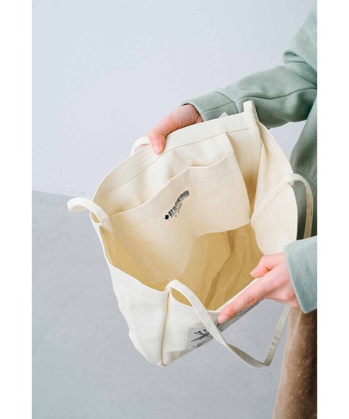 IEDIT（イディット）の「ＩＥＤＩＴ　牧野植物園×ＩＥＤＩＴ　牧野博士の描いたキダチニンドウのトートバッグ（トートバッグ・レディース・キナリ/ブラウン・ONE SIZE）」の5枚目の写真