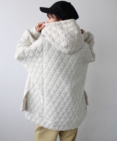 GeeRA(ジーラ)の「柔らかキルティングカットソーパーカー(パーカー・レディース・ブラック/アイボリー・MEDIUM/LARGE)」の15枚目の写真