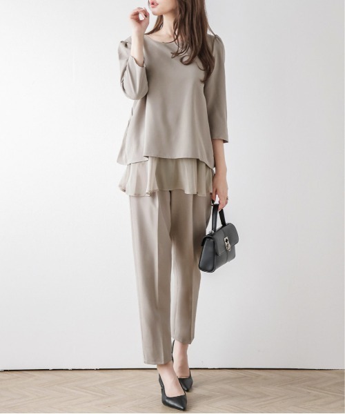 La-gemme（ラジェム）の「バックレースセットアップ（セットアップ・レディース・グレー系その他/グレイッシュベージュ/ブラック/ネイビー・M/L）」の4枚目の写真