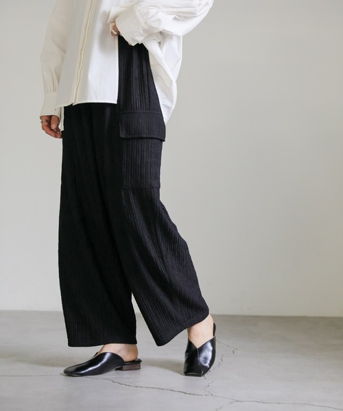 select MOCA（セレクトモカ）の「楊柳プリーツワイドカーゴパンツ（カーゴパンツ・レディース・ブラック/ライトオリーブ・FREE）」の14枚目の写真