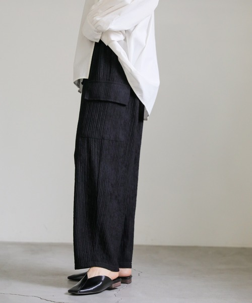 select MOCA（セレクトモカ）の「楊柳プリーツワイドカーゴパンツ（カーゴパンツ・レディース・ブラック/ライトオリーブ・FREE）」の20枚目の写真