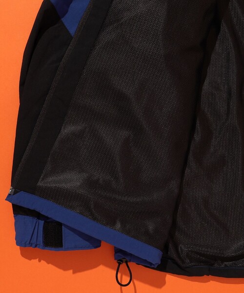 BEAMS（ビームス）の「BEAMS / 2トーン ナイロン テック ジャケット（ブルゾン・メンズ・グリーン系その他4/ブルー・S/M/L/XL）」の19枚目の写真