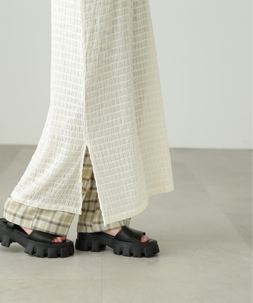 FREE'S MART（フリーズマート）の「シャーリングシアーキャミワンピース（ワンピース・レディース・ブラック/ホワイト・FREE）」の7枚目の写真