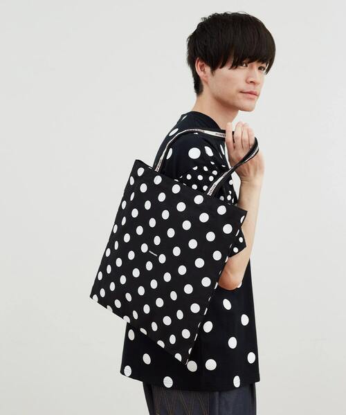 FRAPBOIS（フラボア）の「ドットロゴトート（トートバッグ・レディース・ブラック/キナリ・FREE）」の13枚目の写真