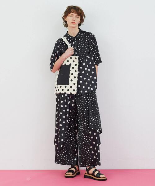 FRAPBOIS（フラボア）の「ドットロゴトート（トートバッグ・レディース・ブラック/キナリ・FREE）」の16枚目の写真