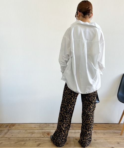 Kotoe(コトエ)の「ビッグシャツ ドロップショルダー 白シャツ ホワイト(シャツ/ブラウス・レディース・ホワイト・FREE)」の8枚目の写真