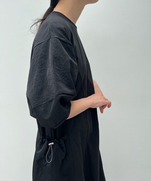 y/m（イム）の「ドロストポケットナイロンワンピース（ワンピース・レディース・ブラック/カーキ・FREE）」の13枚目の写真