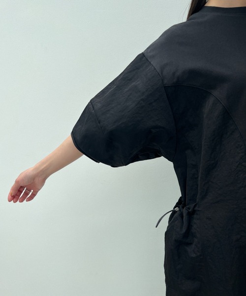 y/m（イム）の「ドロストポケットナイロンワンピース（ワンピース・レディース・ブラック/カーキ・FREE）」の15枚目の写真
