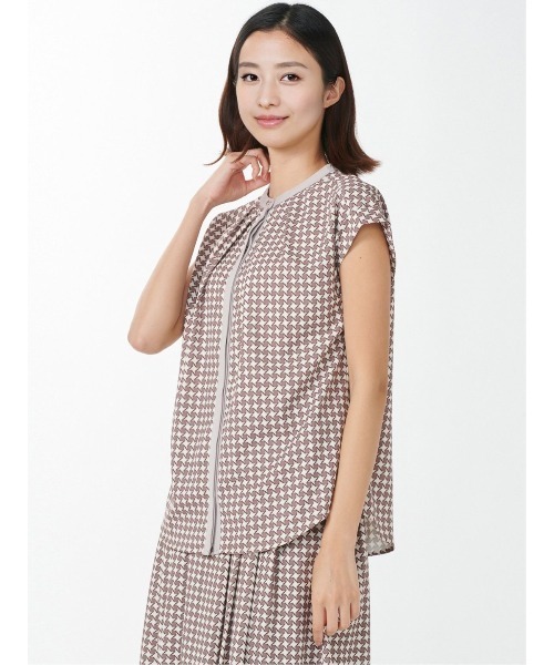 m.f.editorial（エムエフエディトリアル）の「m.f.エディトリアル レディース 配色バンドカラー 半袖比翼ブラウス（シャツ/ブラウス・レディース・ベージュ/ブラウン/ホワイト・MEDIUM/LARGE）」の10枚目の写真