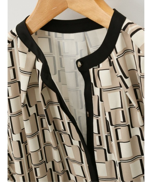 m.f.editorial（エムエフエディトリアル）の「m.f.エディトリアル レディース 配色バンドカラー 半袖比翼ブラウス（シャツ/ブラウス・レディース・ベージュ/ブラウン/ホワイト・MEDIUM/LARGE）」の21枚目の写真