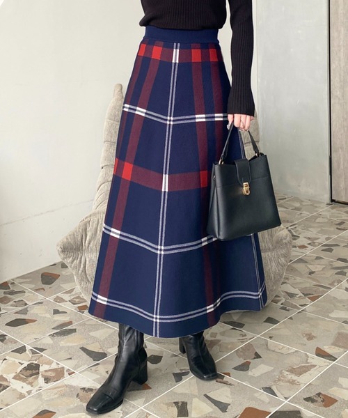 美品BETTY'S BLUE コレクションチェック柄 フレアスカート Mサイズ チェック柄ニットスカート [M3899] - レディースファッション