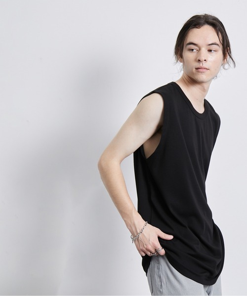 JUNRED(ジュンレッド)の「ルーズノースリーブカットソー(タンクトップ・メンズ・ブラック/ホワイト・S/L/M)」の4枚目の写真