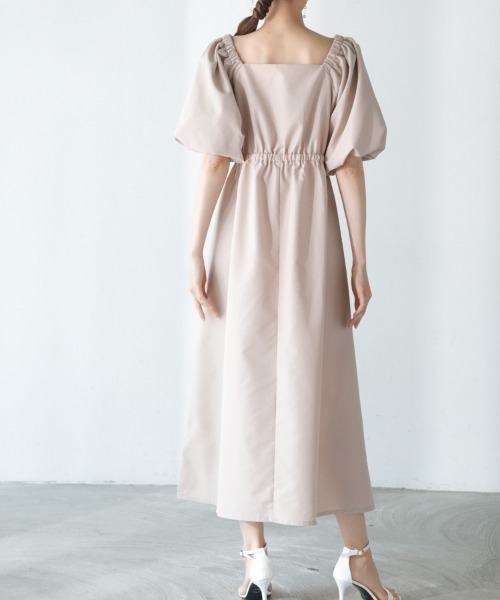 M.deux(エムドゥ)の「【2wayボリュームスリーブワンピース】(ワンピース・レディース・ブラック/ベージュ・MEDIUM)」の9枚目の写真