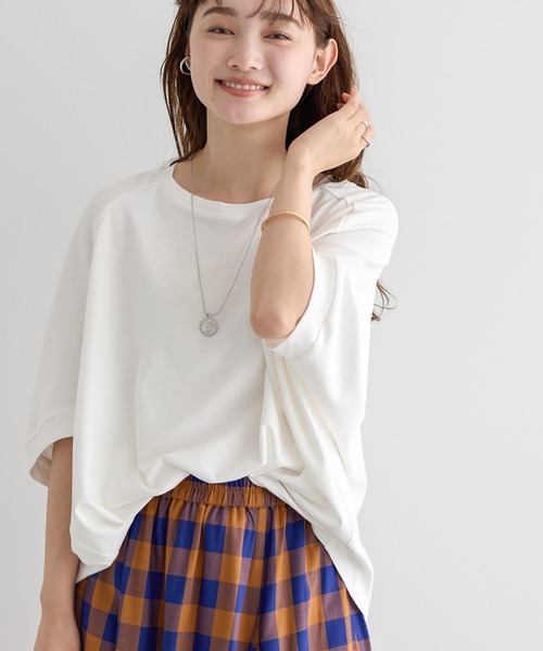 AMERICAN HOLIC（アメリカンホリック）の「キレイCottonドルマンカットプルオーバー（Tシャツ/カットソー・レディース・ライトイエロー/オフホワイト/ネイビー/チャコールグレー/ライトグレー・M/L）」の2枚目の写真