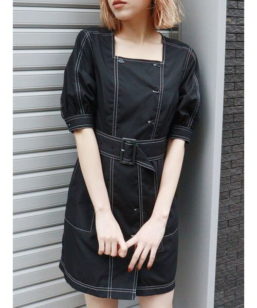 MURUA(ムルーア)の「スクエアネックミニワンピース(ワンピース・レディース・ブラック/グリーン・FREE)」の2枚目の写真