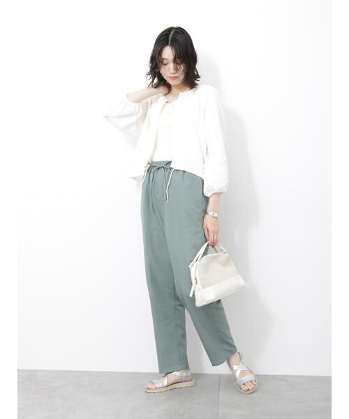 Samansa Mos2 blue(サマンサモスモスブルー)の「テーパードイージーパンツ(その他パンツ・レディース・ベージュ/ブラック/オレンジ/グリーン・F)」の11枚目の写真