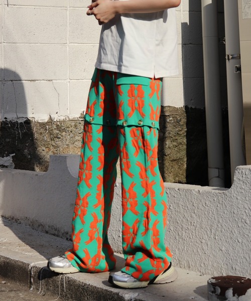 moyan ecri（モヤン エクリ）の「<moyan ecri>2WAYオリジナル柄パンツlucky charm motif multi way knit pants（その他パンツ・レディース・グリーン/ライトグリーン/ブルー・S/M）」の7枚目の写真