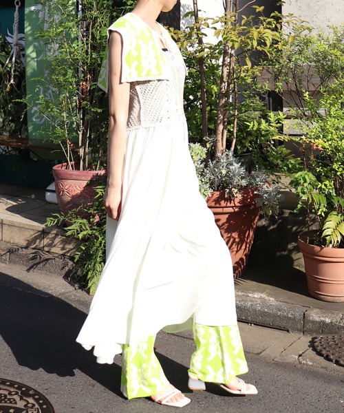 moyan ecri（モヤン エクリ）の「<moyan ecri>2WAYオリジナル柄パンツlucky charm motif multi way knit pants（その他パンツ・レディース・グリーン/ライトグリーン/ブルー・S/M）」の4枚目の写真