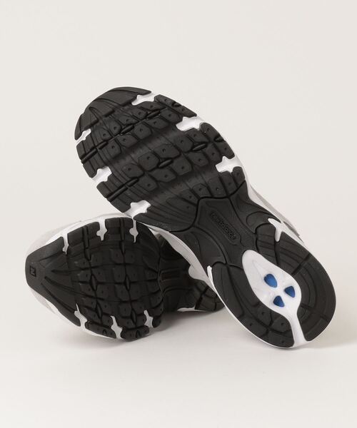 NEW BALANCE(ニューバランス)の「MR530 CK(スニーカー・レディース・グレー・24.5cm/23.5cm/23.0cm/24.0cm/25.0cm/22.5cm/26.0cm/26.5cm/27.0cm/27.5cm/28.5cm/29.0cm/28.0cm/25.5cm)」の3枚目の写真