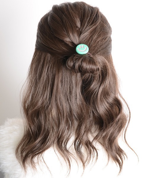 VIBGYOR Women（ヴィブジョー　ウィメン）の「【urge select】ニコちゃん スマイル カラフル ヘアゴム【8色展開】（ヘアゴム・レディース・イエロー/ホワイト/ブルー/グリーン/ブラック/パープル/ブラウン/ピンク・FREE）」の18枚目の写真