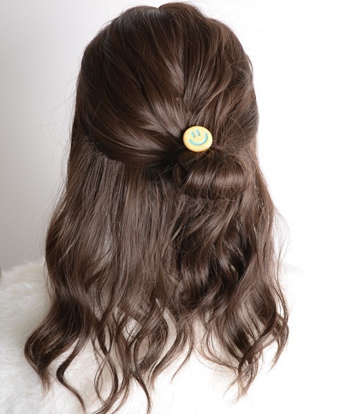 VIBGYOR Women（ヴィブジョー　ウィメン）の「【urge select】ニコちゃん スマイル カラフル ヘアゴム【8色展開】（ヘアゴム・レディース・イエロー/ホワイト/ブルー/グリーン/ブラック/パープル/ブラウン/ピンク・FREE）」の13枚目の写真