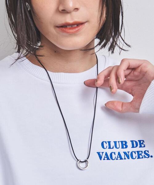 UNITED ARROWS(ユナイテッドアローズ)の「C-SHAPEコードネックレス(ネックレス・レディース・シルバー/ゴールド・FREE)」の2枚目の写真