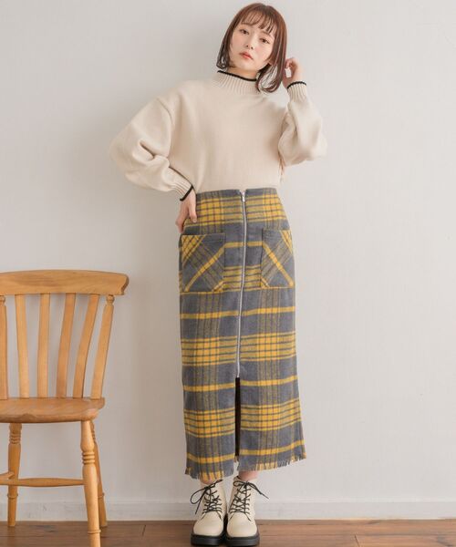 RETRO GIRL(レトロガール)の「前ジップナローSK(スカート・レディース・ブルー系その他2/グレー系その他2/ブラック・FREE)」の17枚目の写真
