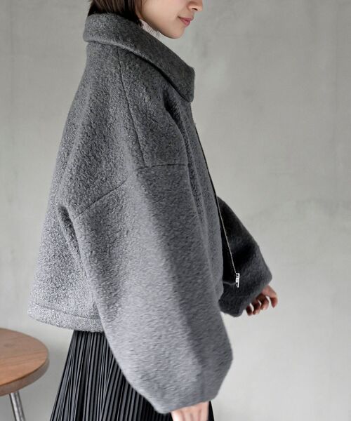 rps(アールピーエス)の「ボリューム袖ZIPジャケット(その他アウター・レディース・アイボリー/グレイッシュベージュ/ブラック/チャコールグレー・フリー)」の11枚目の写真